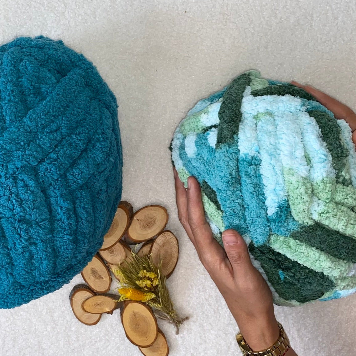 Laine XXL forêt enchantée verte - Fil chenille nature ultra doux